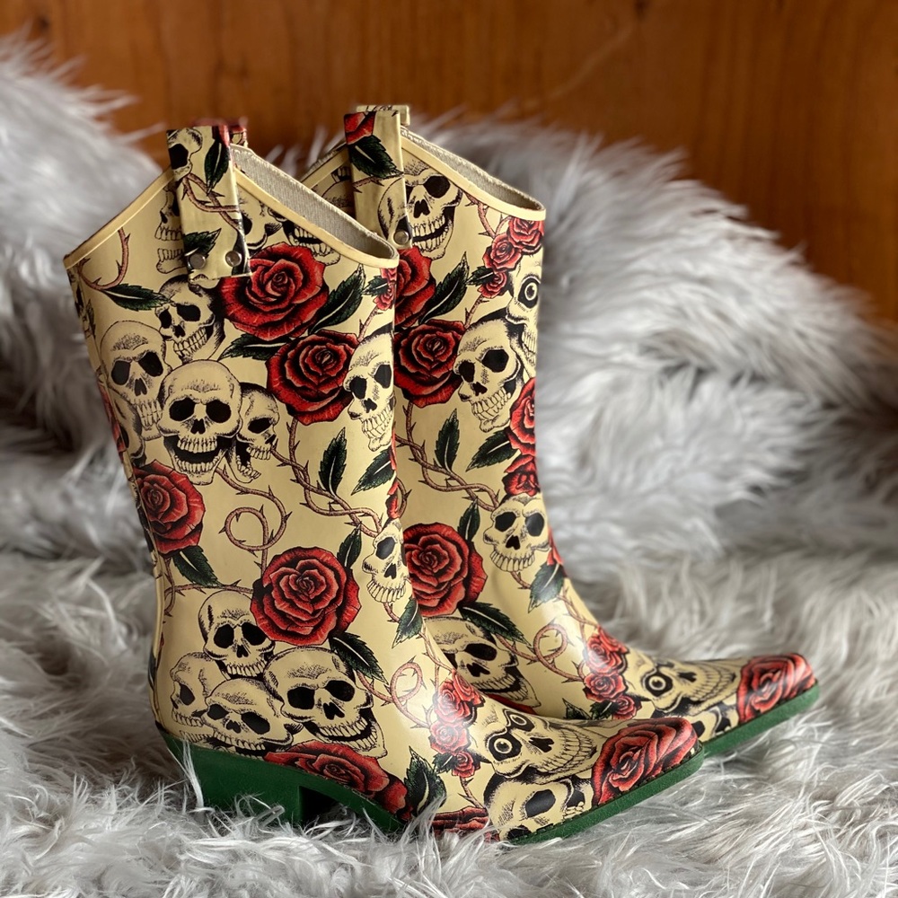Fun rain Boots by Nomad